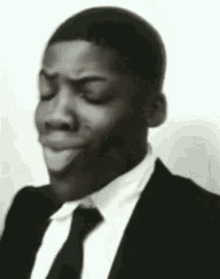 https://media.tenor.com/lPcexeCDyZ8AAAAM/gentleman-giga-chad.gif