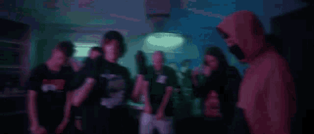 https://media1.tenor.com/images/fdaa39ae9d03439fc6db2eb0175e23f4/tenor.gif?itemid=18177685
